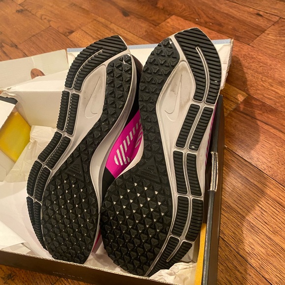 Nike W Zoom Pegasus 36 Shield - Picture 8 of 8